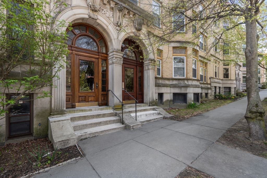 8 Browne Street #1 - Brookline, MA