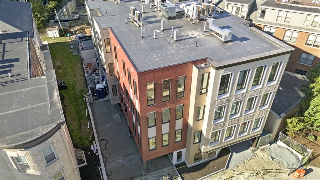 58 Kent #303 - Brookline, MA