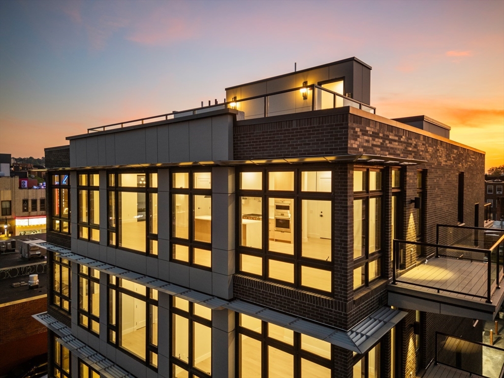 14 Green Street #PH-A - Brookline, MA