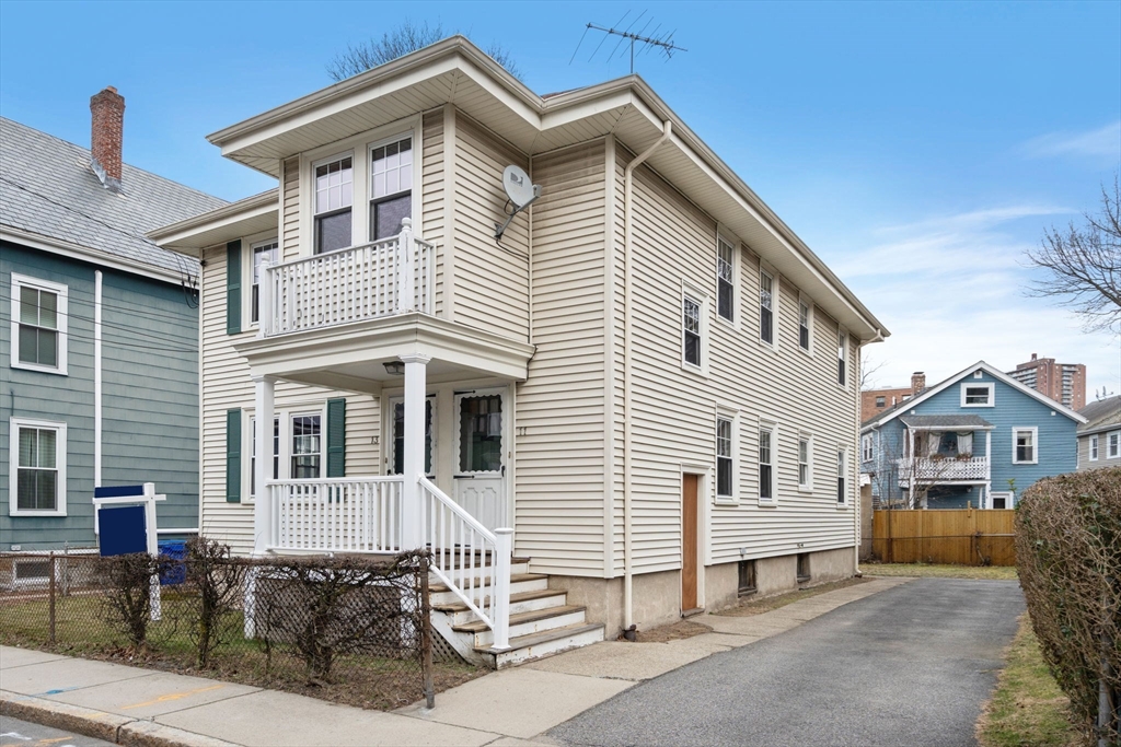 11-13 Henry St - Brookline, MA