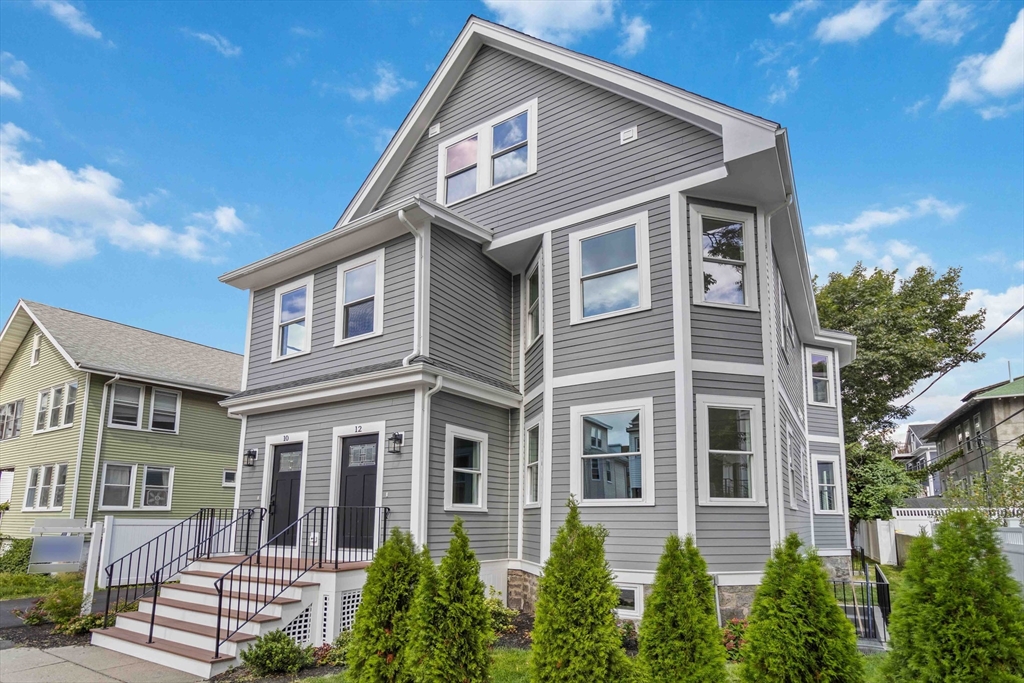 10-12 Feneno Ter - Brookline, MA