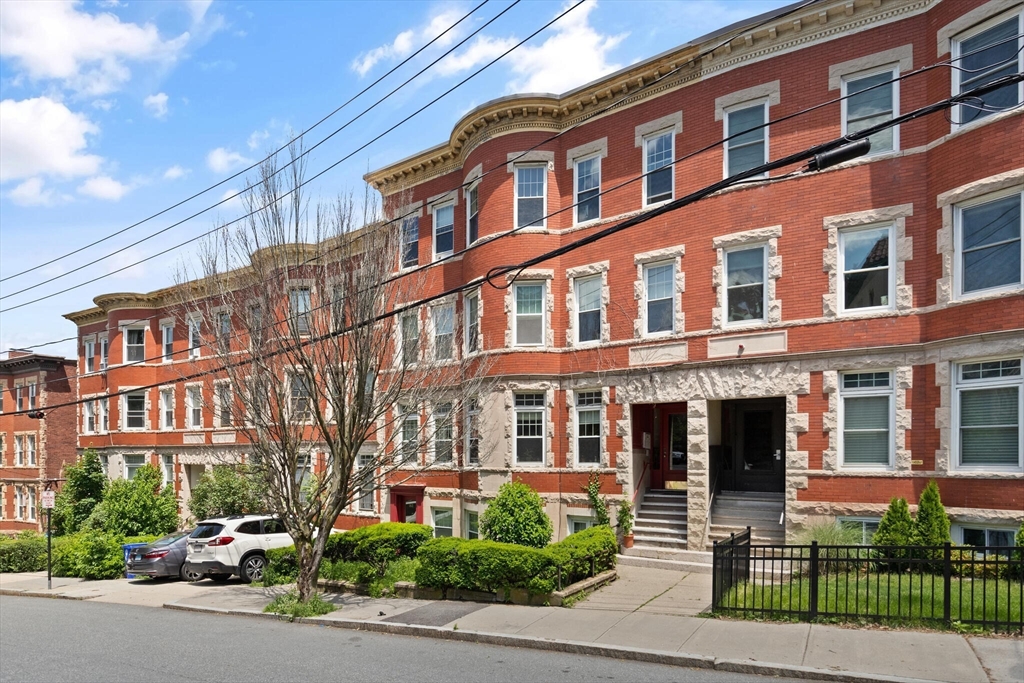 181 Winthrop Road 181 Winthrop Road - Brookline, MA