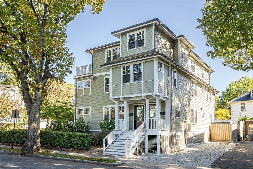 30 Ackers Avenue - Brookline, MA