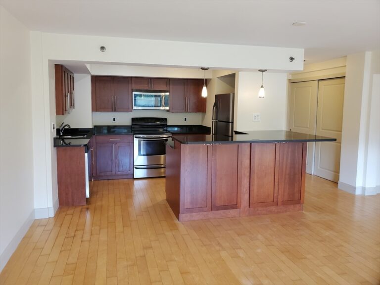 1600 Beacon St #806 - Brookline, MA