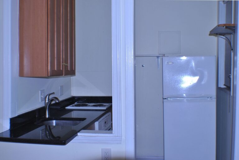 32 Winchester St #6 - Brookline, MA