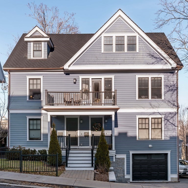 33 Summit Ave #33 - Brookline, MA