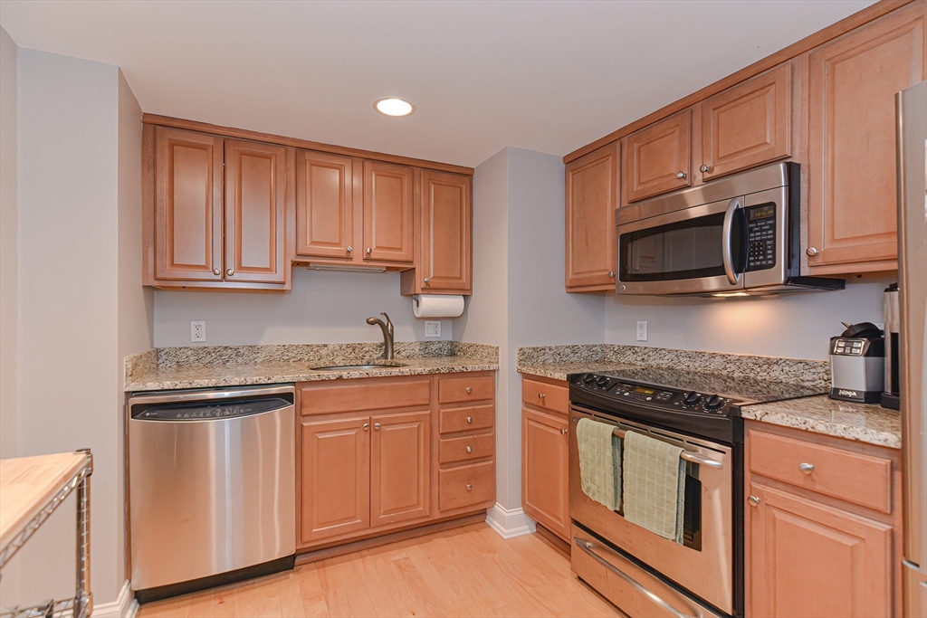 20 Chapel St #B313 - Brookline, MA