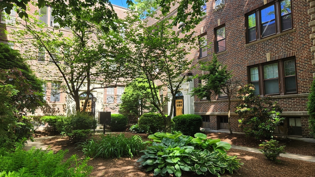 31 Winslow Rd #3 - Brookline, MA