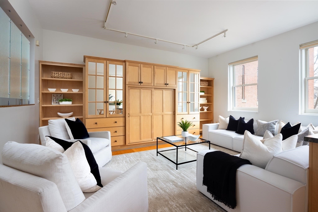 50 Winchester St #201 - Photo 5