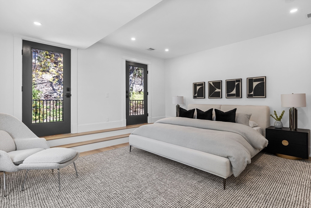 261 Tappan St #2 - Photo 5