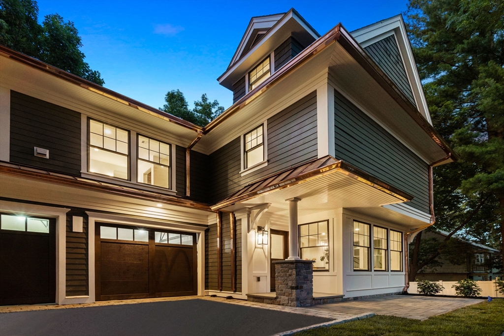 85 Naples Rd #2 85 Naples Rd #2 - Brookline, MA