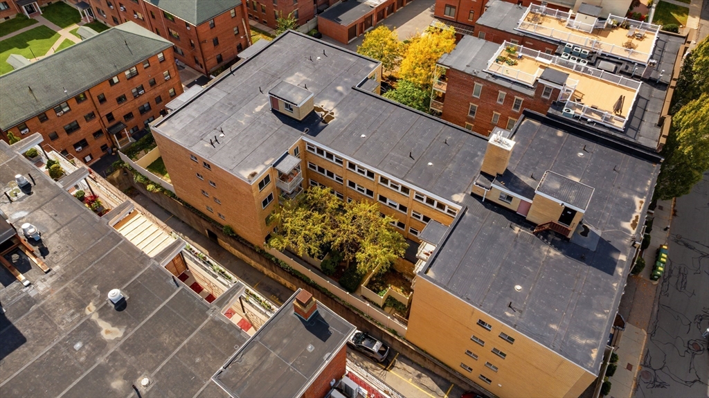 123 Sewall Ave #LC - Photo 20