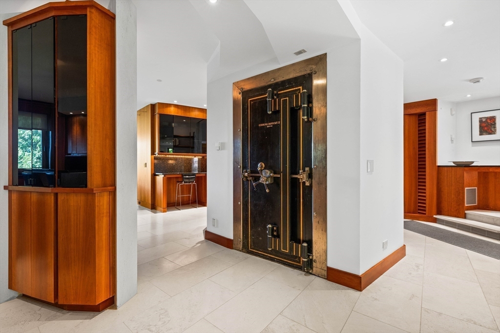 55 Leicester St - Photo 9