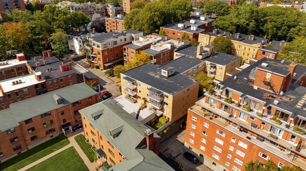 123 Sewall Ave #LC - Photo 24