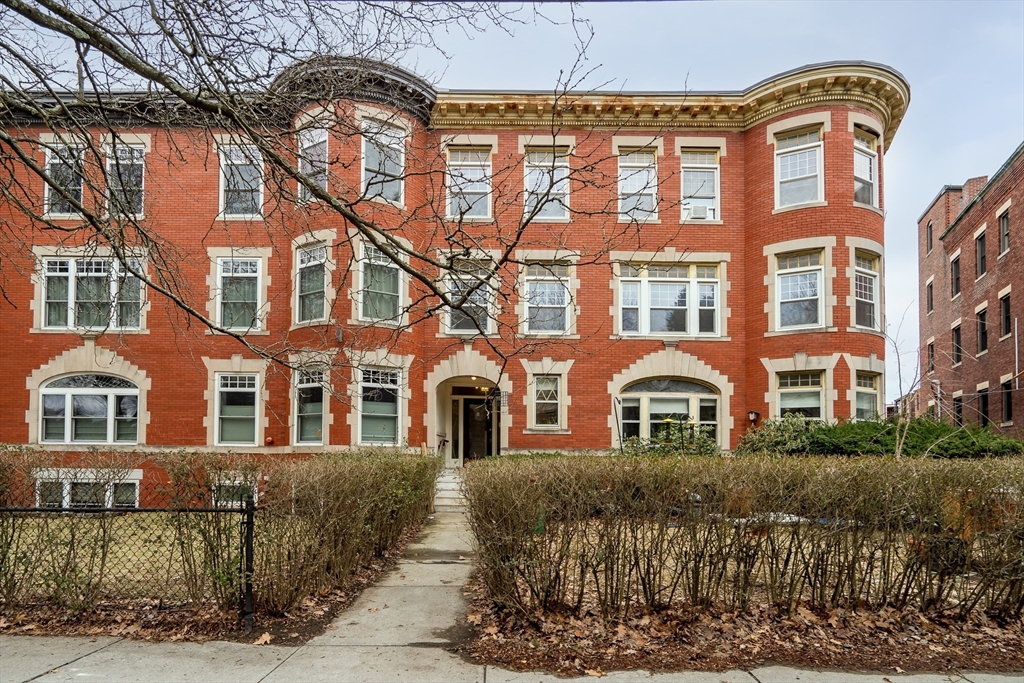 9 Clinton Path #2 - Brookline, MA