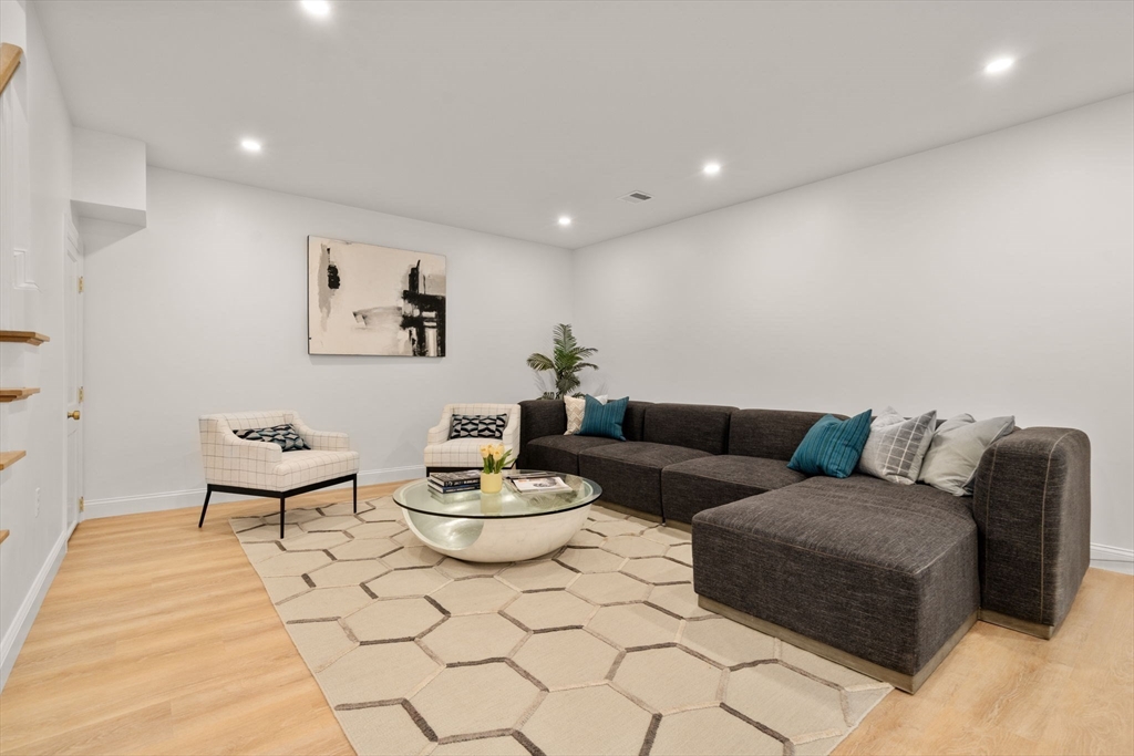 85 Naples Rd #Back - Photo 30