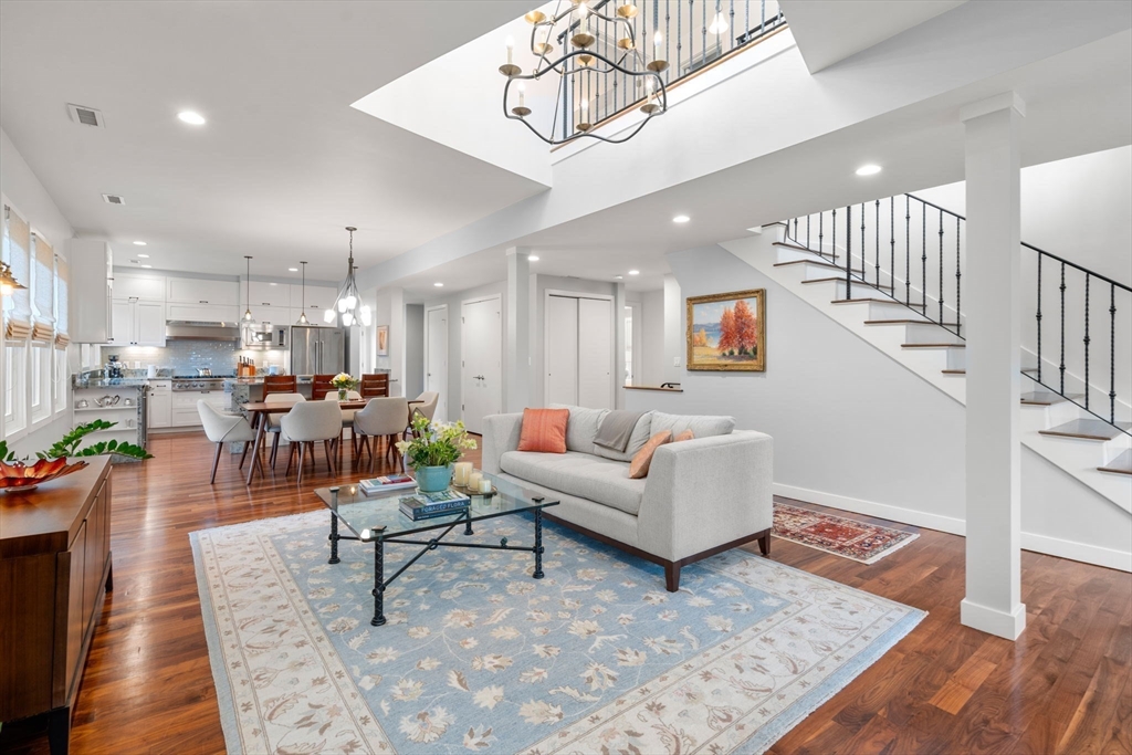 95 Beals St #2 - Brookline, MA