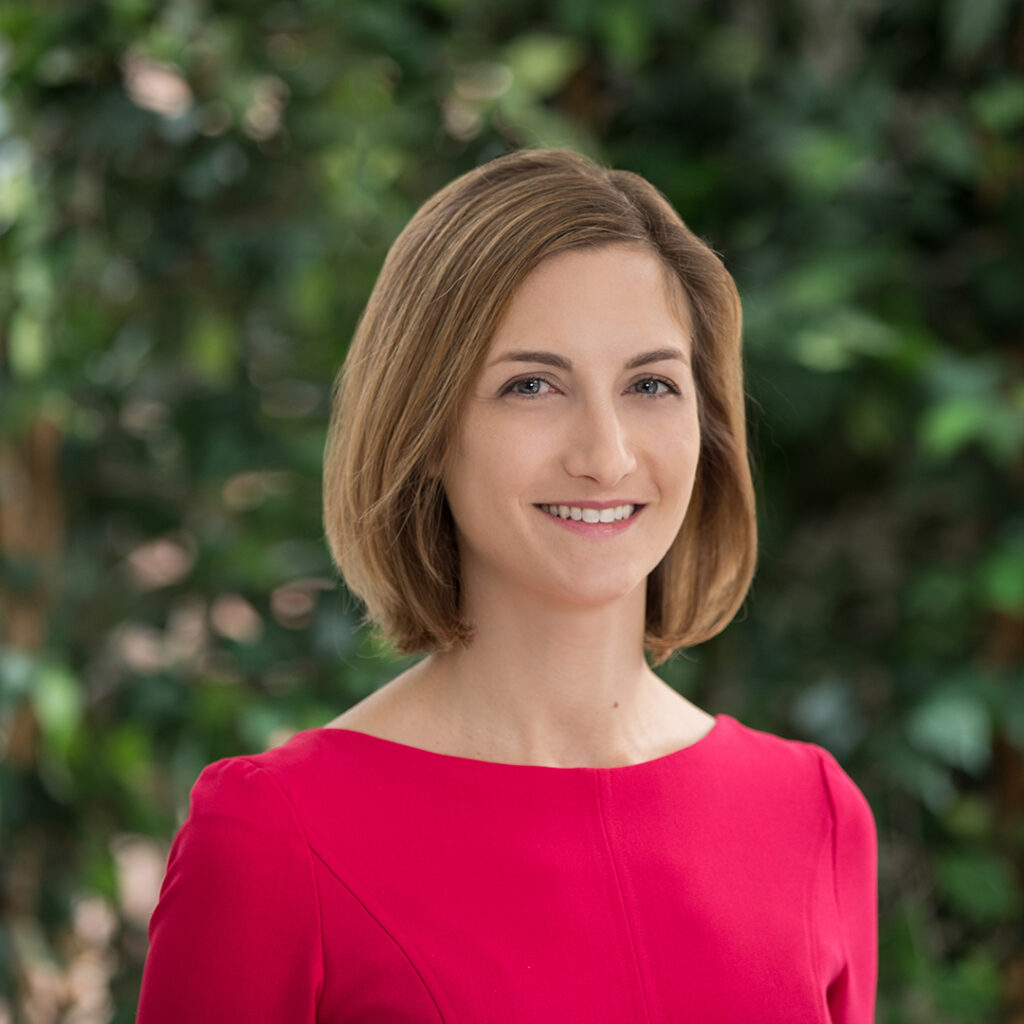 Mara Bushari - Headshot