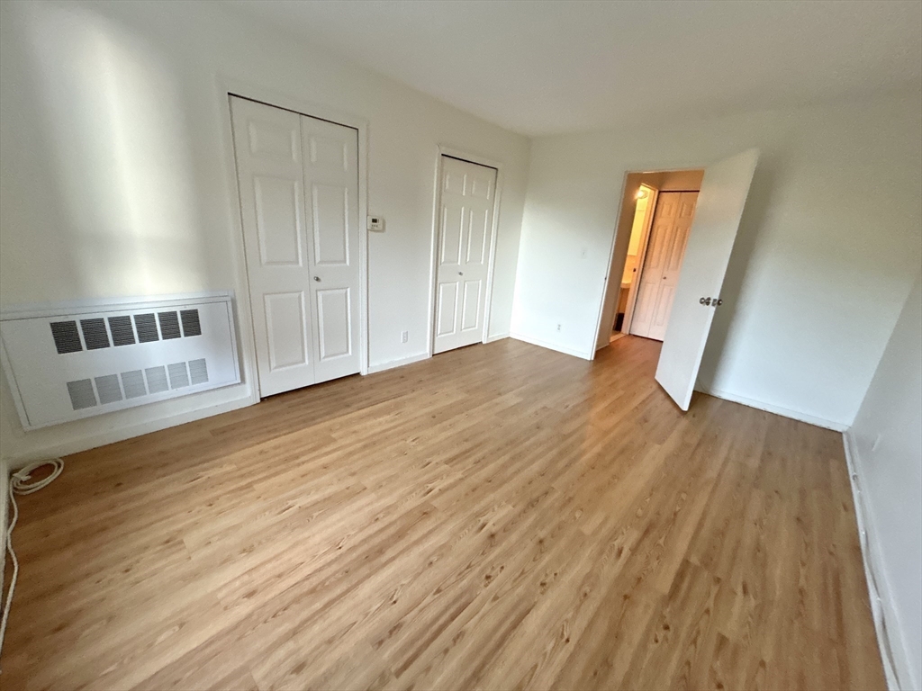 33 Pond Ave #422 - Photo 10