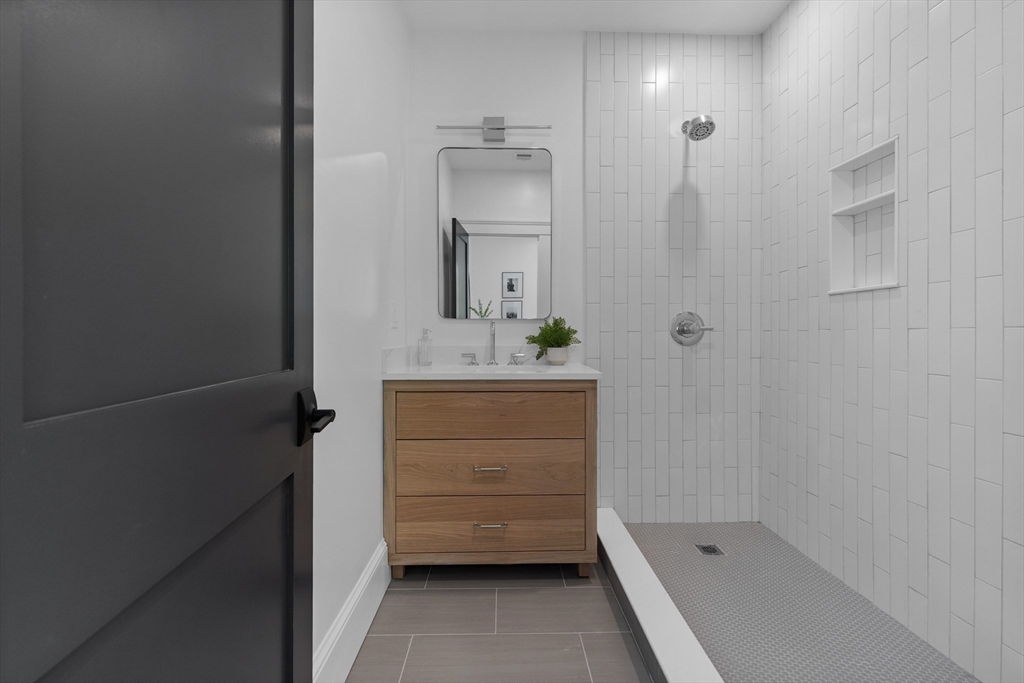 261 Tappan St #2 - Photo 10