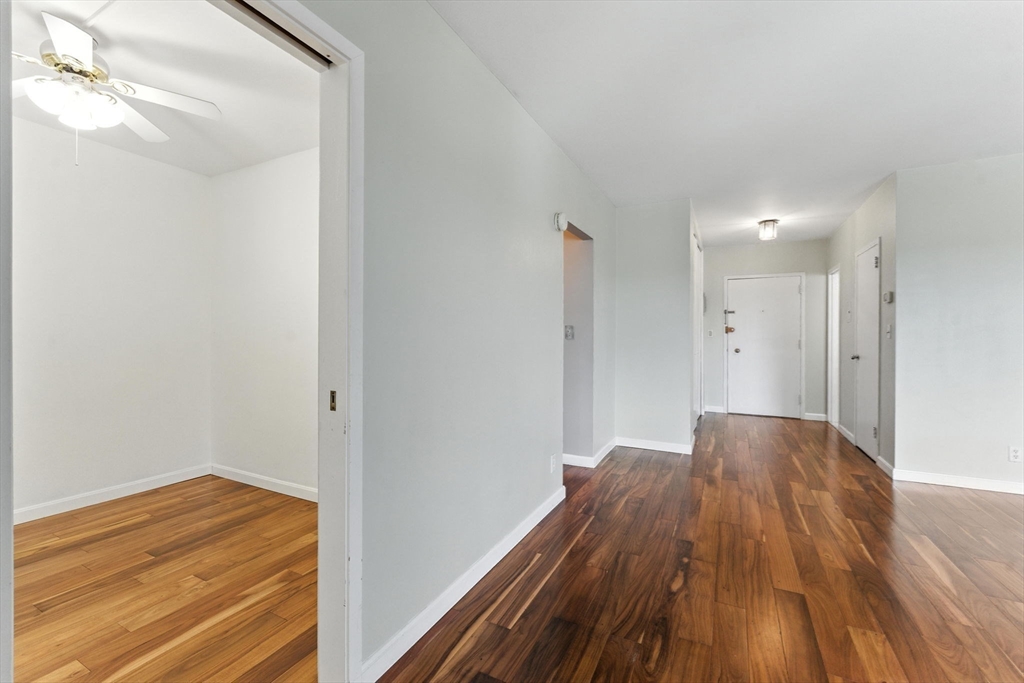 22 Chestnut Place #608 - Photo 11