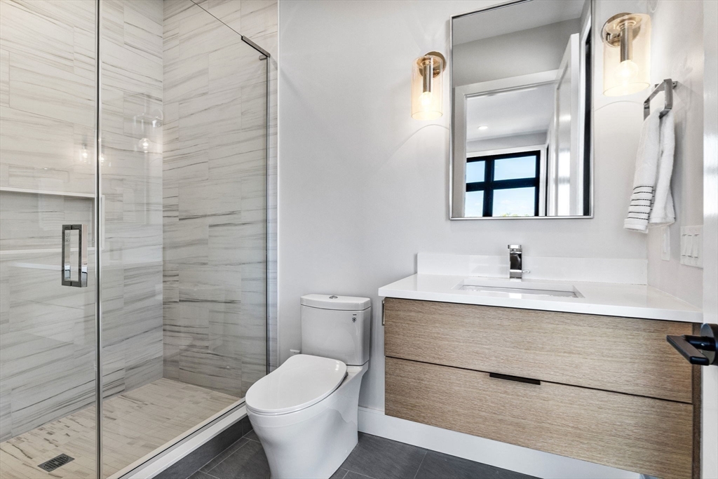 14 Green Street #PH1 - Photo 31