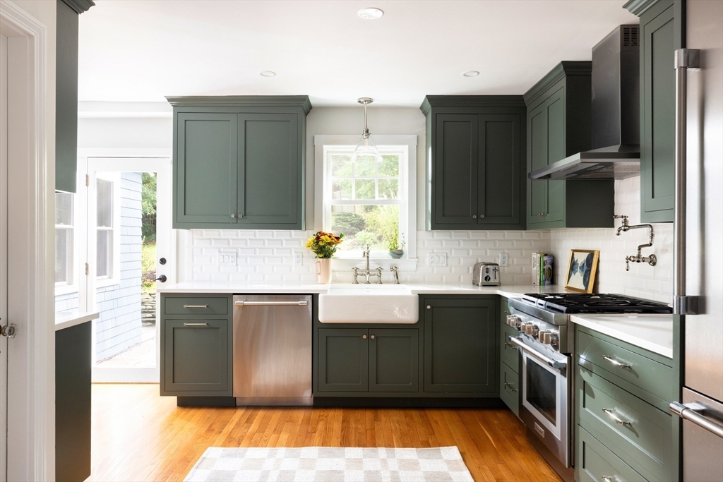 18 Wolcott Rd - Photo 4