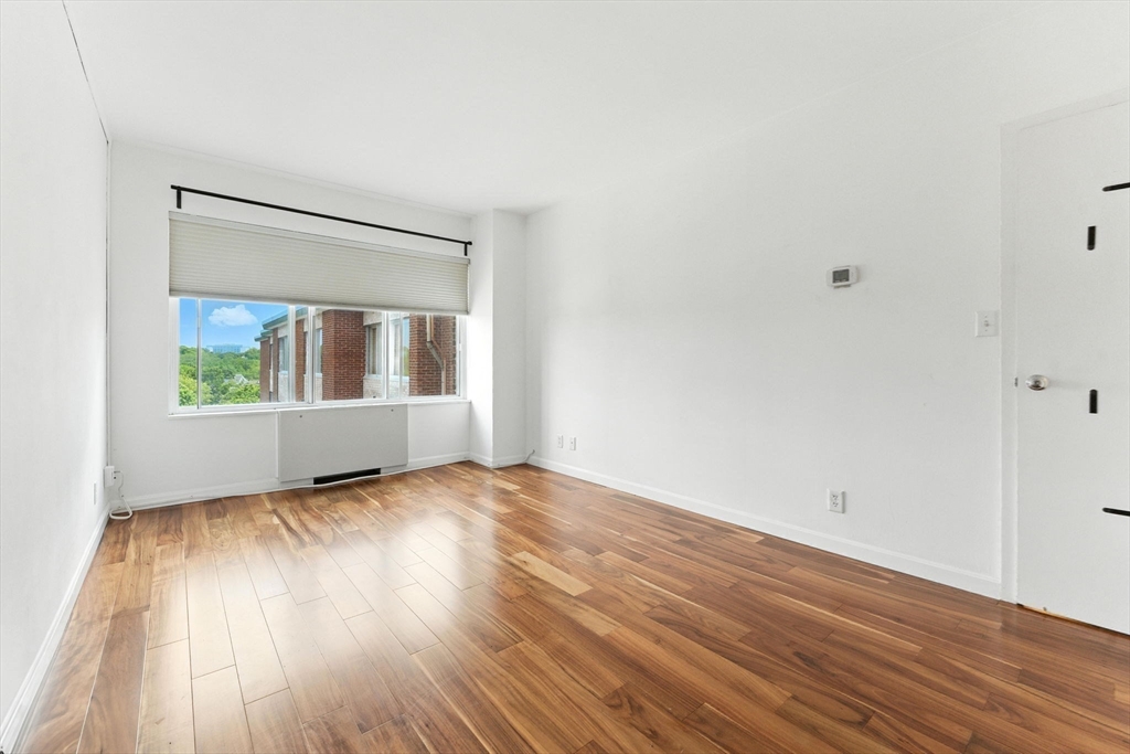 22 Chestnut Place #608 - Photo 8