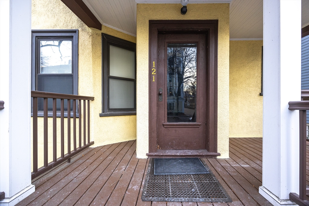 121-123 Browne St ##3 - Brookline, MA