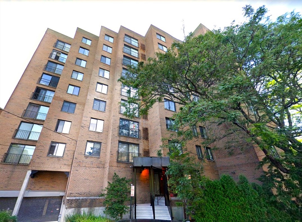 1243 Beacon St #7D - Brookline, MA