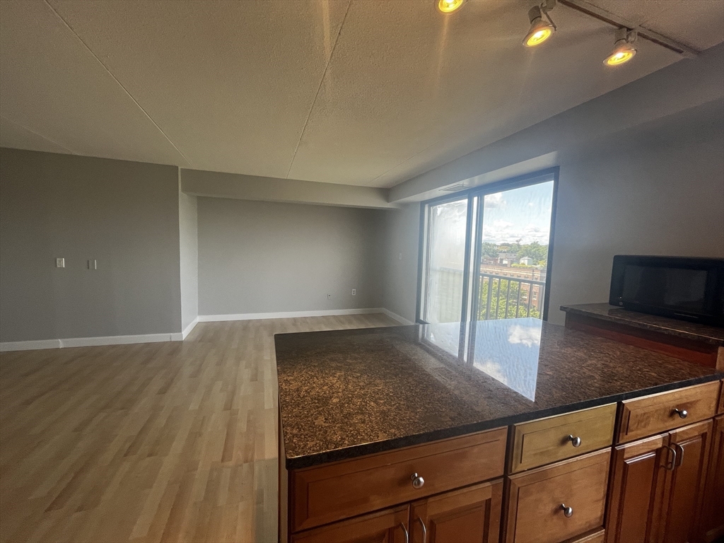 1243 Beacon St #8B - Brookline, MA