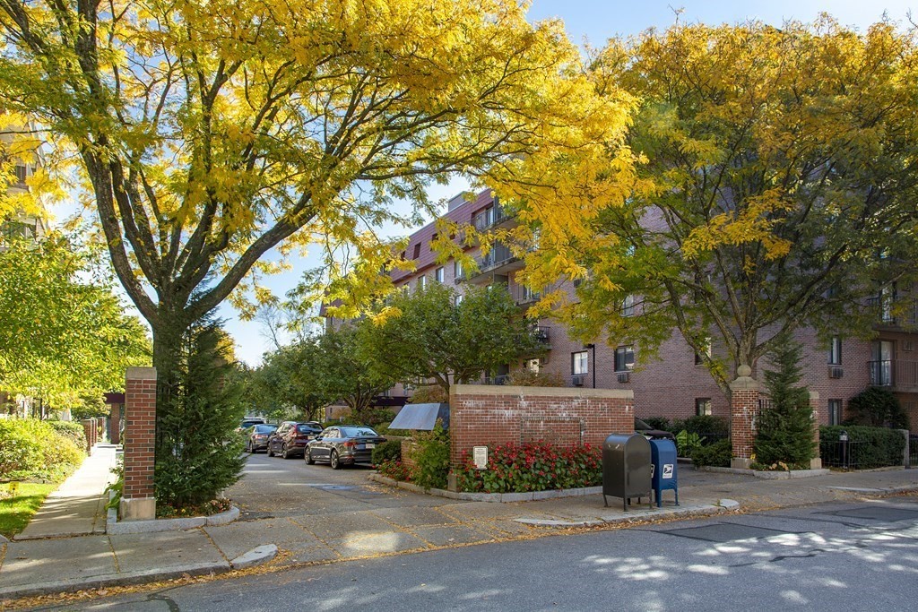 125 Pleasant Street #401 - Brookline, MA