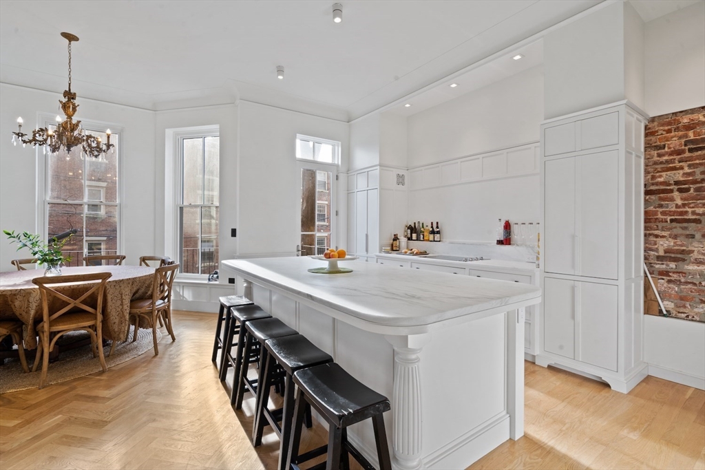 15 Regent Cir. - Brookline, MA