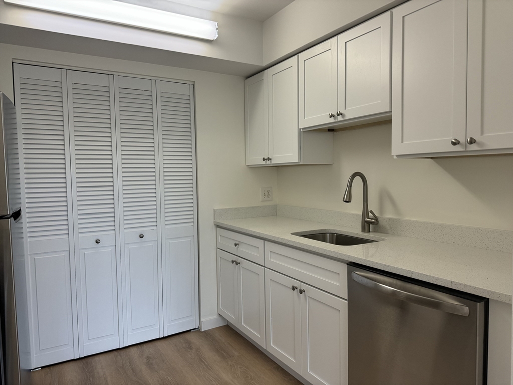 1731 Beacon St #301 - Brookline, MA