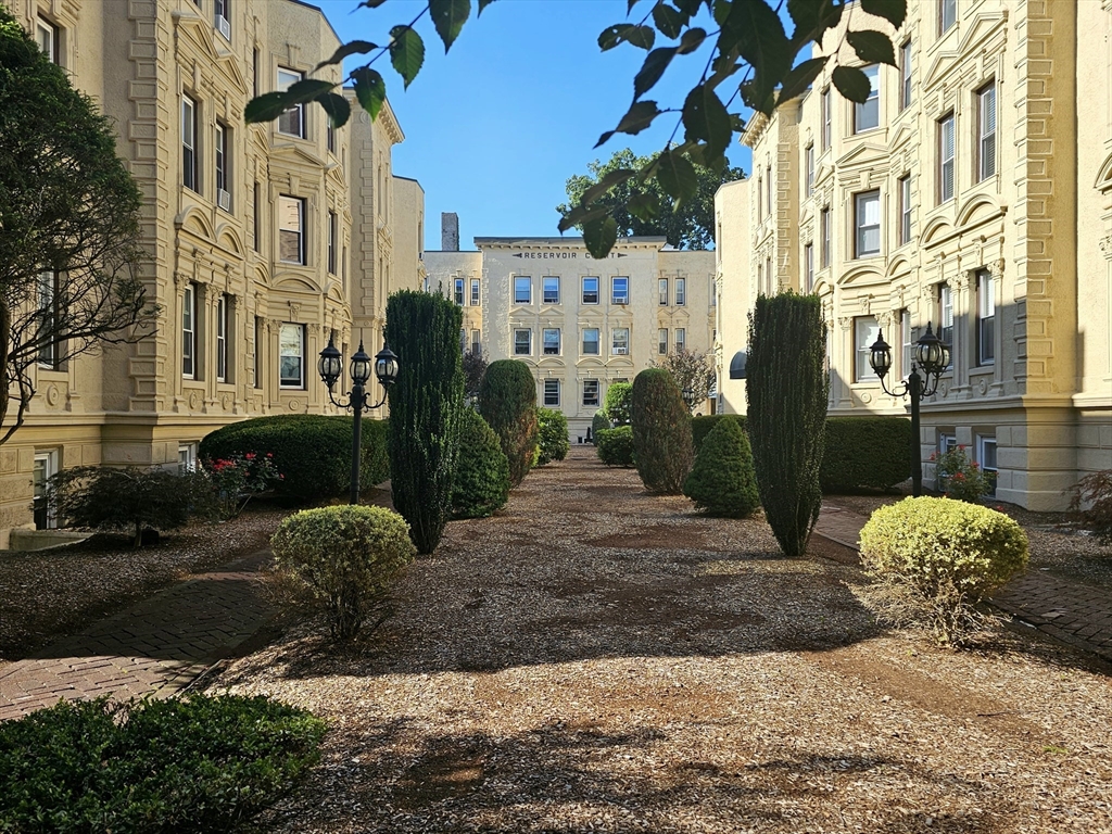 1862 Beacon Street #2-2 - Brookline, MA