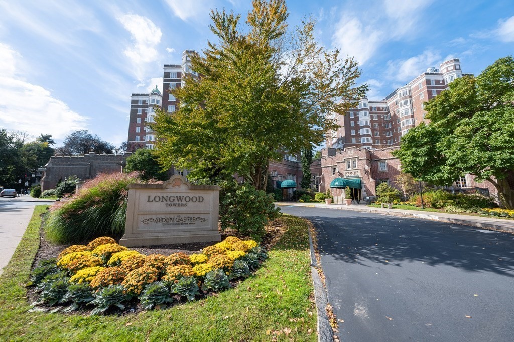 20 Chapel St #B704 - Brookline, MA