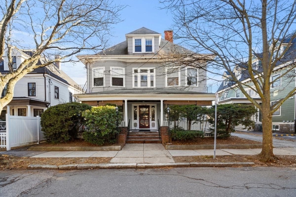 28 Winslow Rd - Brookline, MA