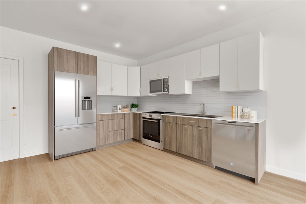 40 Centre St #507 - Brookline, MA