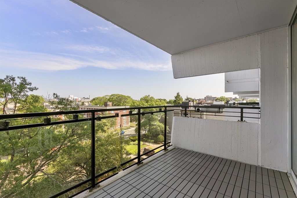 60 Babcock St #57 - Brookline, MA