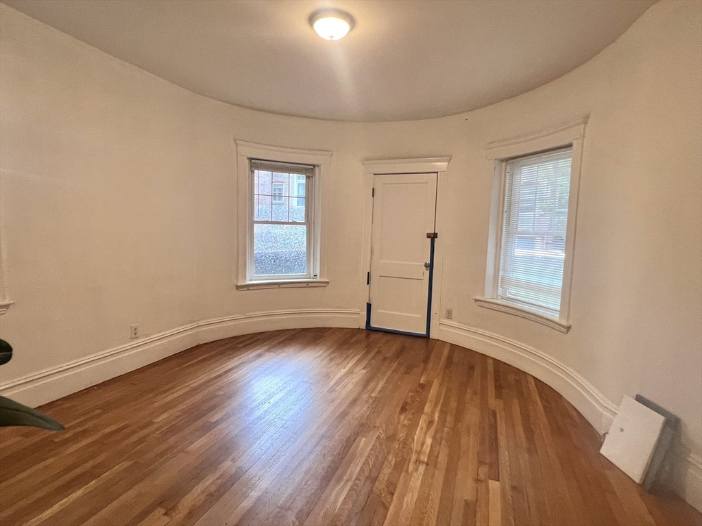 88 Naples Rd #2 - Brookline, MA