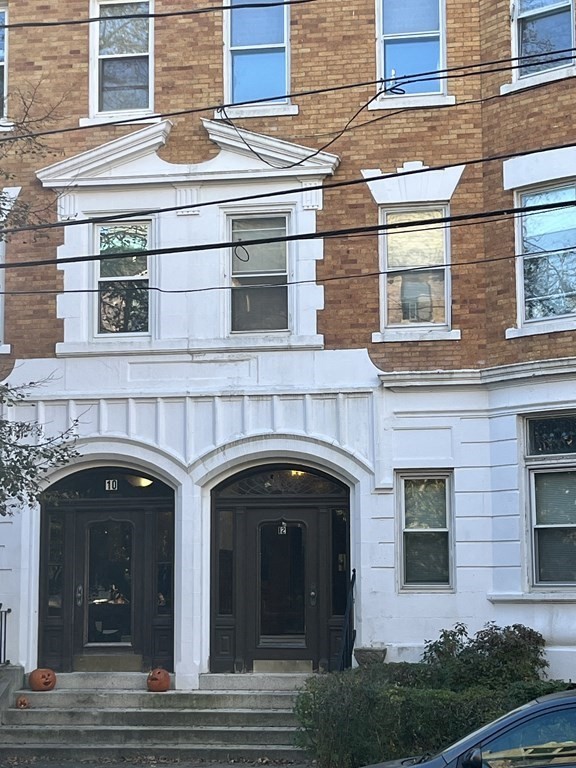 12 Kilsyth Rd #4 - Brookline, MA