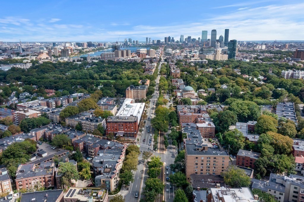1243 Beacon St #7A - Brookline, MA