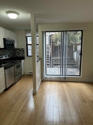 13 Fuller St #13 - Brookline, MA