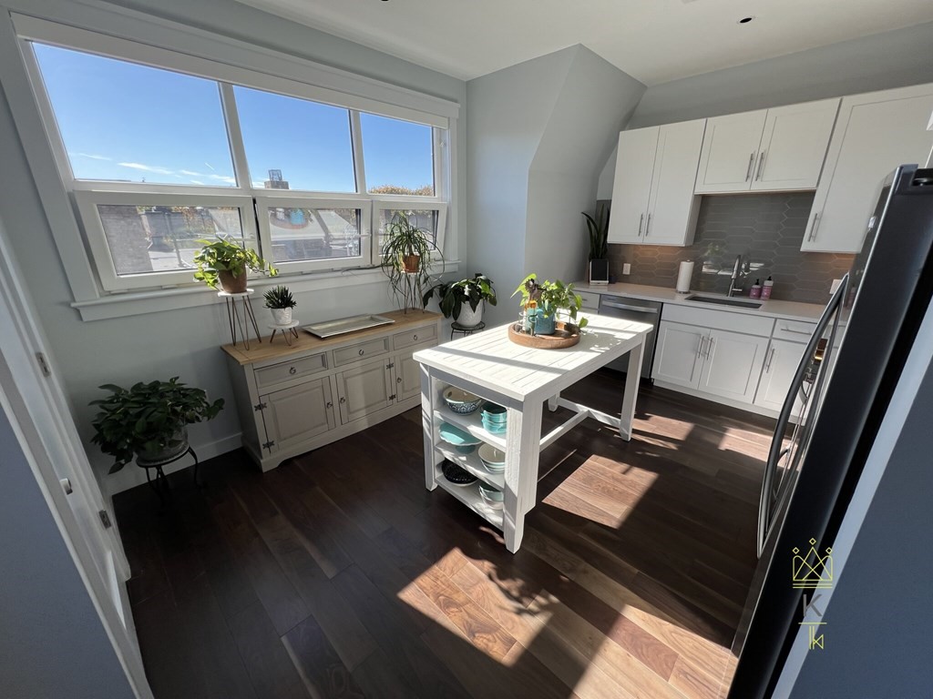 136 Babcock St #501 - Brookline, MA