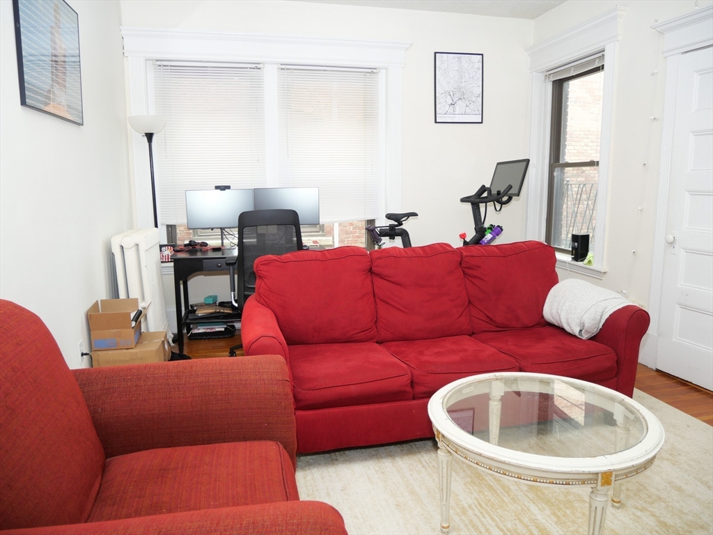 1378 Beacon #10 - Brookline, MA