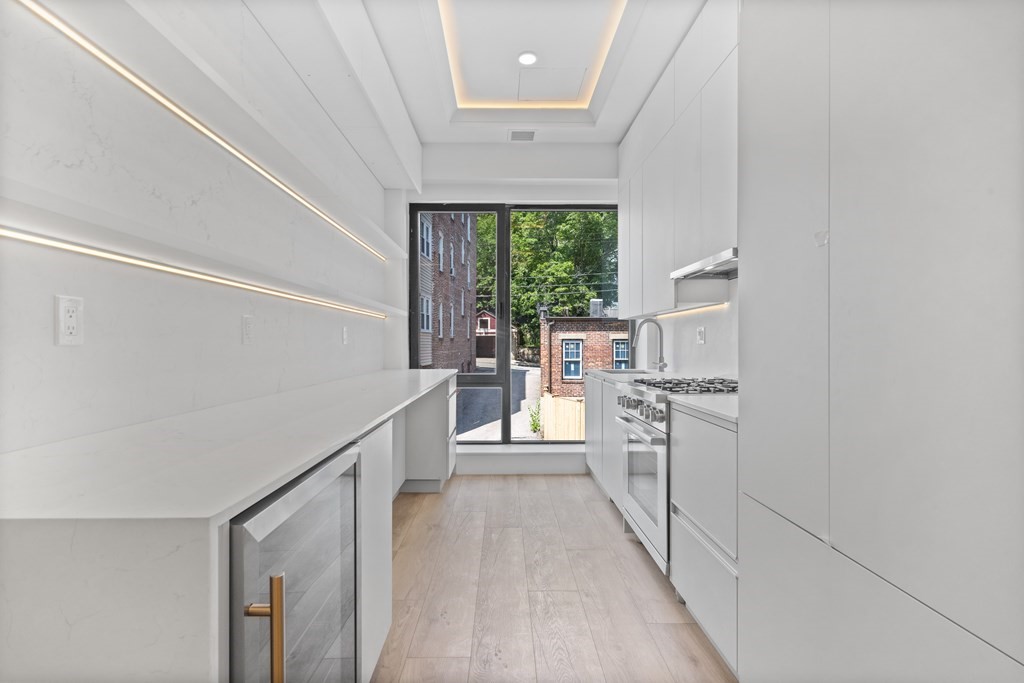 1580 Beacon St #PH-1 - Brookline, MA