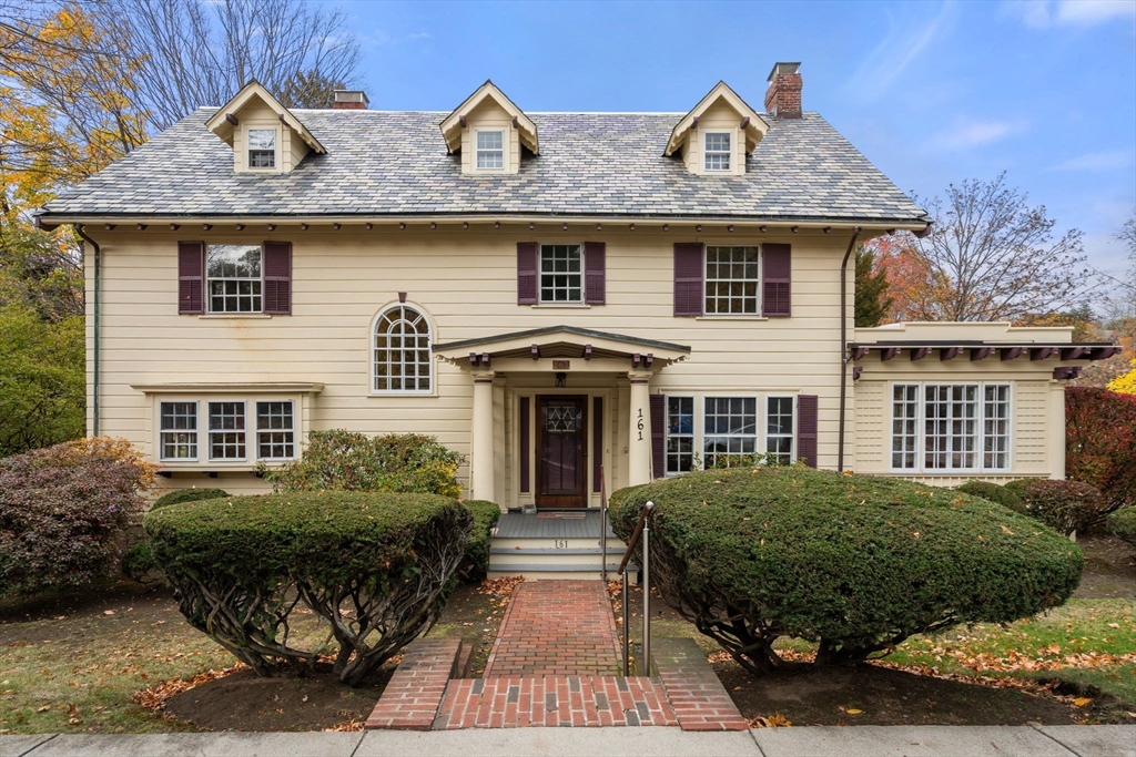161 Clinton Rd - Brookline, MA