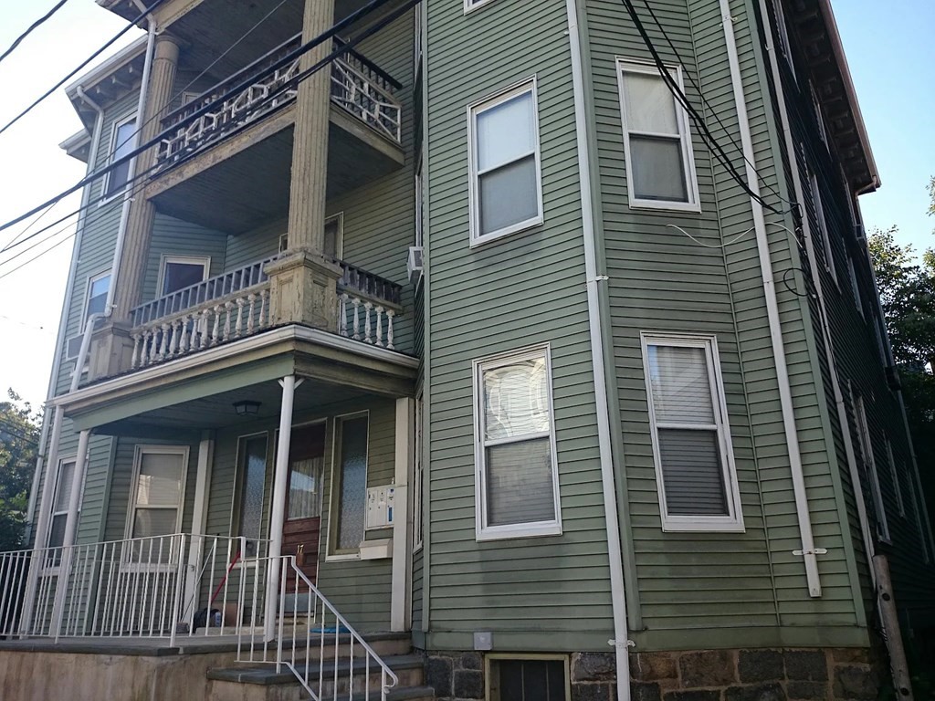 17 E Milton Road #2 17 E Milton Road #2 - Brookline, MA