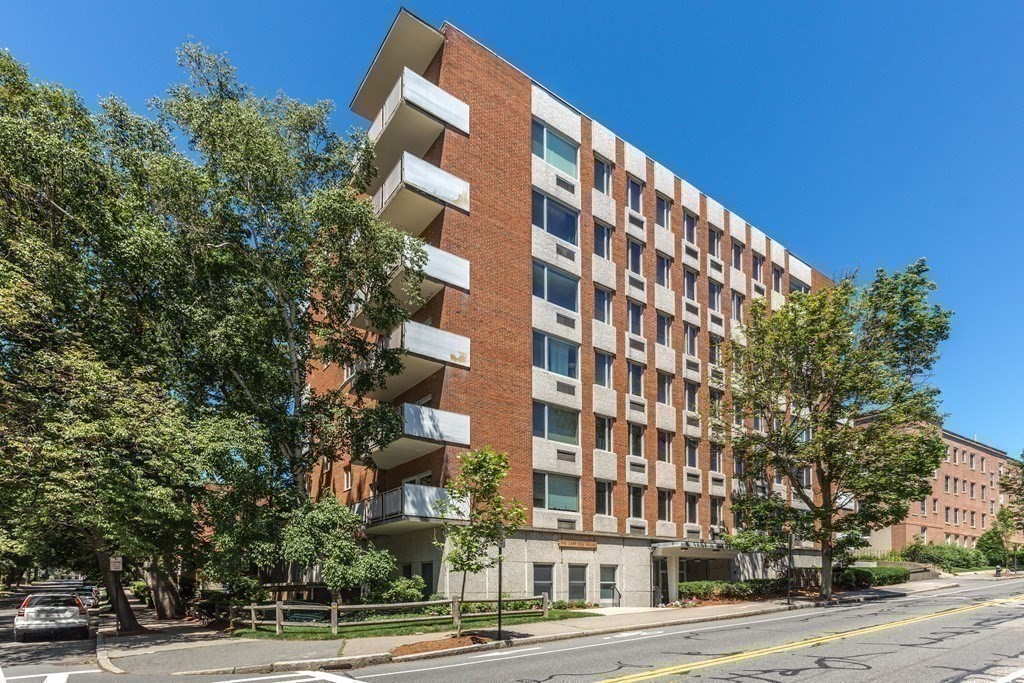 216 St Paul St - Brookline, MA