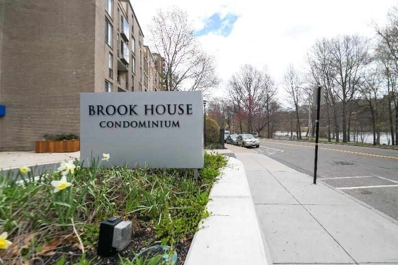 44 Washington St #701 - Brookline, MA